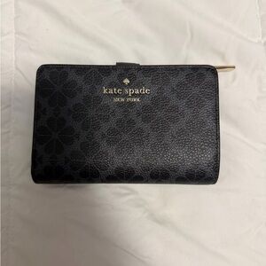 Kate Spade Black Floral Pattern Wallet